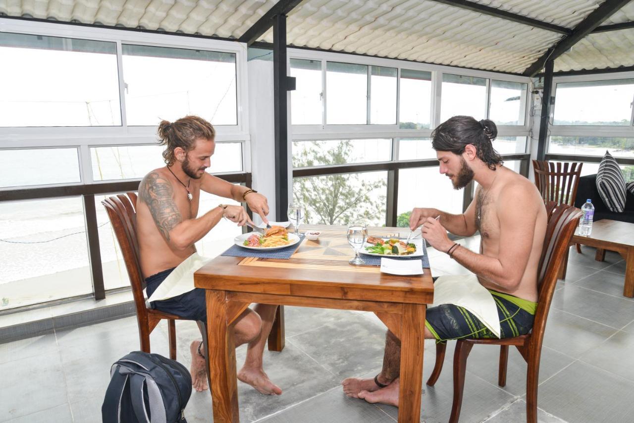 Hotel Centhara Beach Weligama Esterno foto